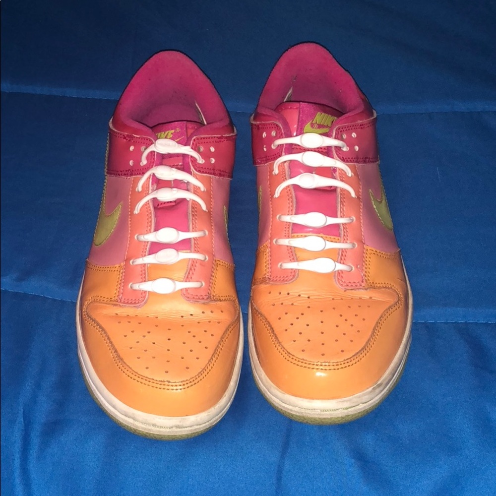 Nike size 7Y Pastel Dunk Love
